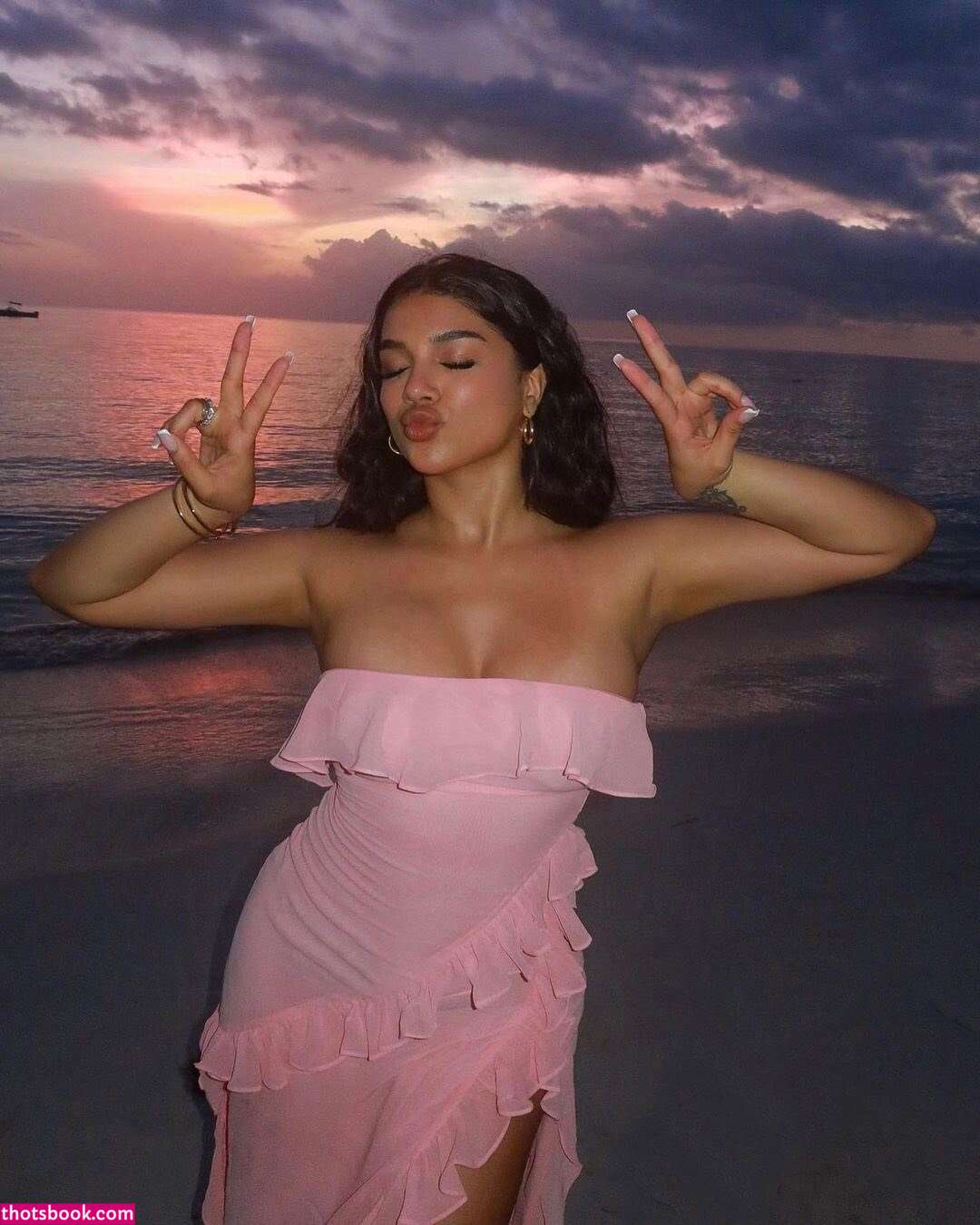 Alishbasheikh Photo #75