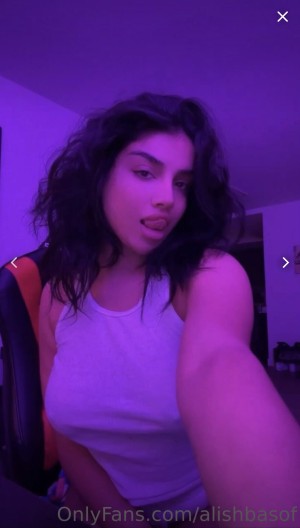 Alishbasheikh Photo #86