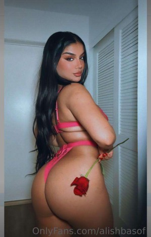 Alishbasheikh Photo #142