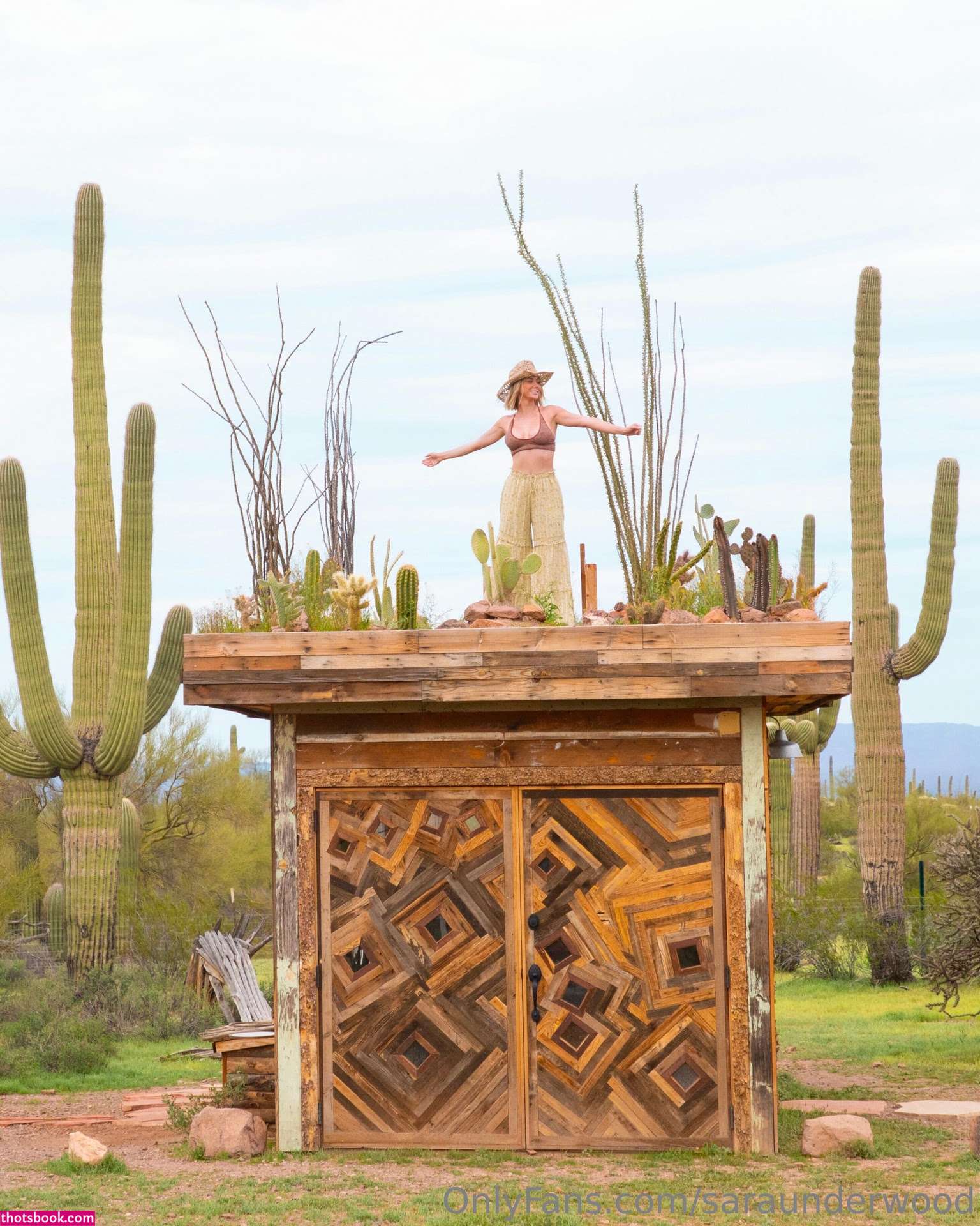 Saraunderwood Photo #390