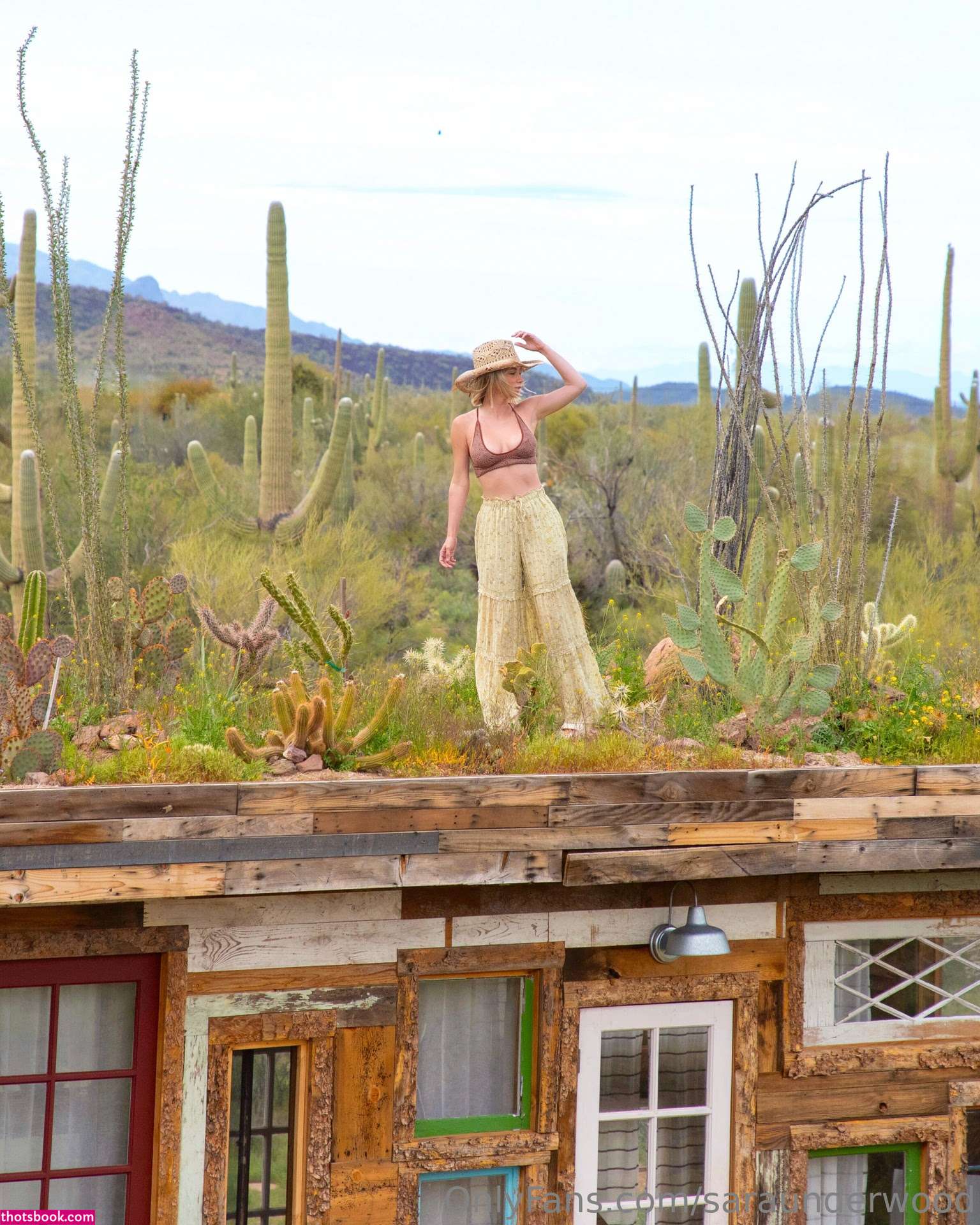 Saraunderwood Photo #392