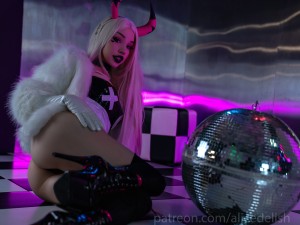 Alice Delish Photo #753