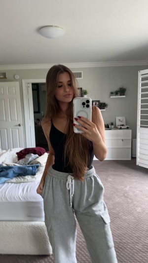 Brooke Monk Photo #29