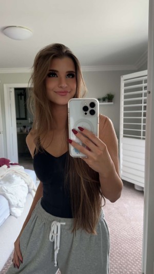 Brooke Monk Photo #59