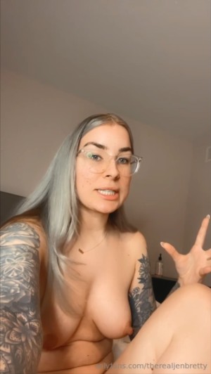 Jen Brett Photo #217