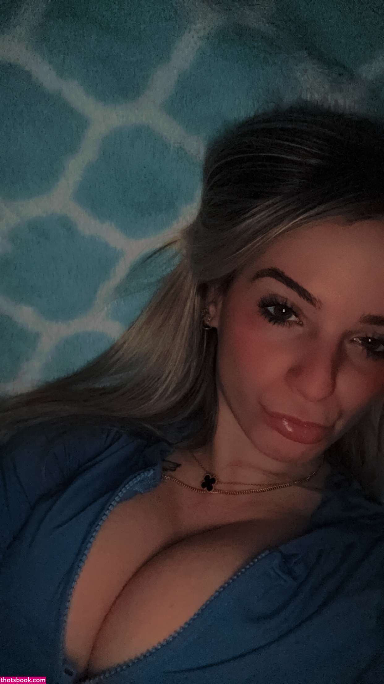 Kaitlyn Krems Photo #4