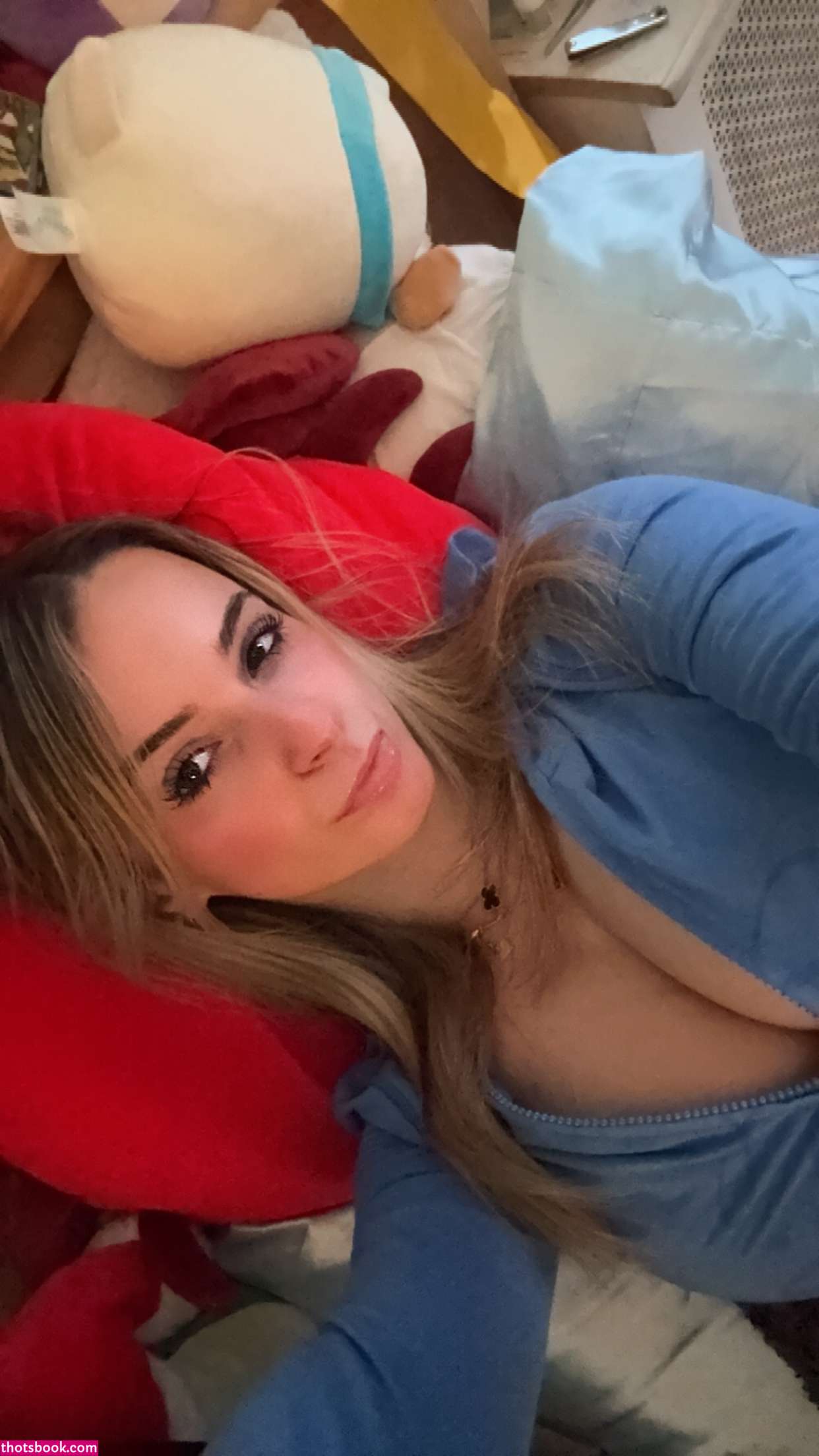 Kaitlyn Krems Photo #11