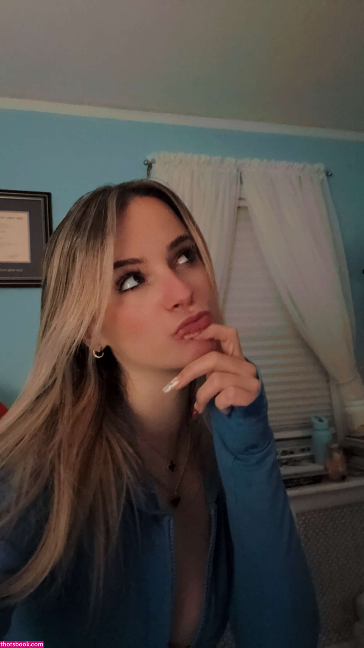 Kaitlyn Krems Photo #17