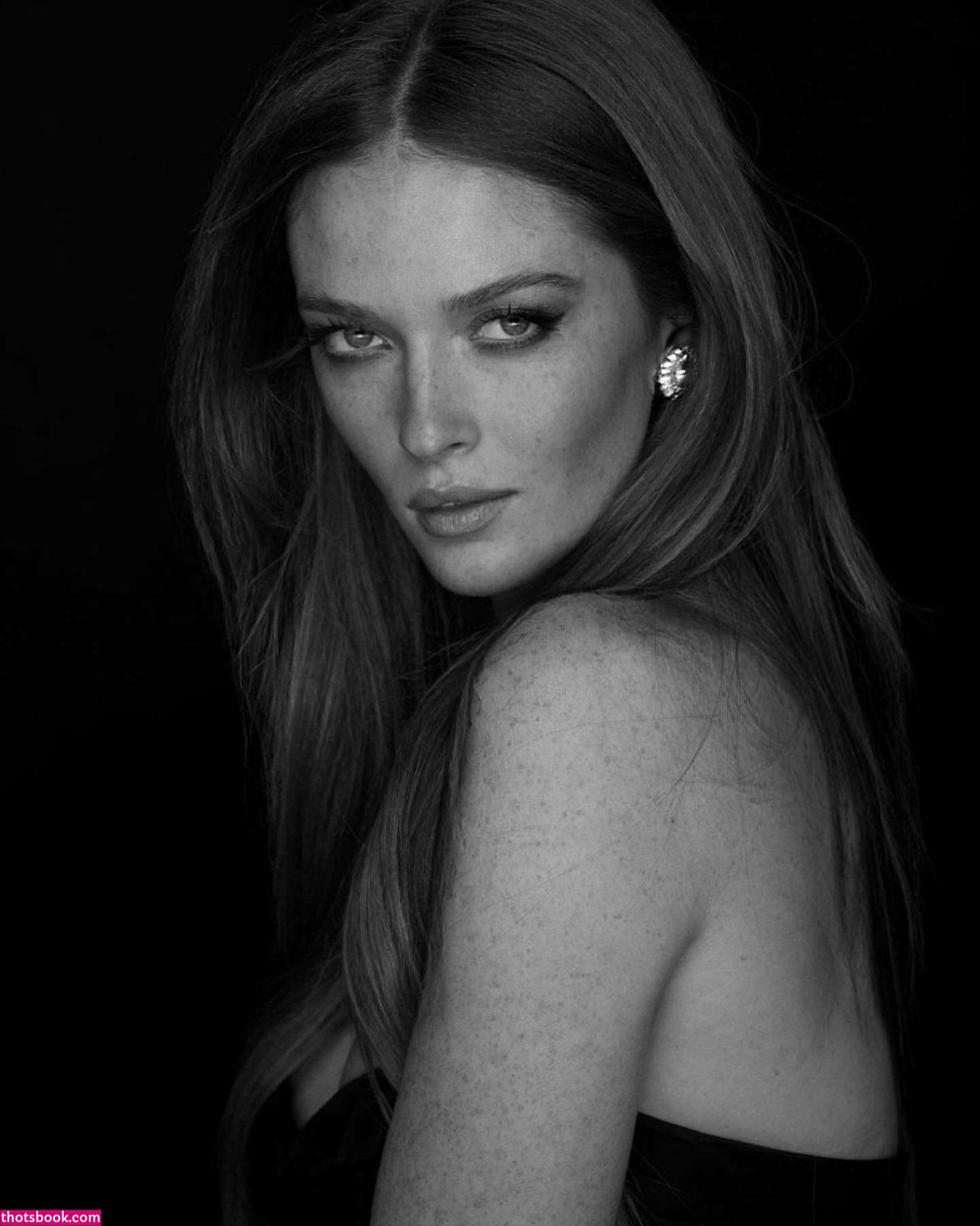 Larsen Thompson Photo #78