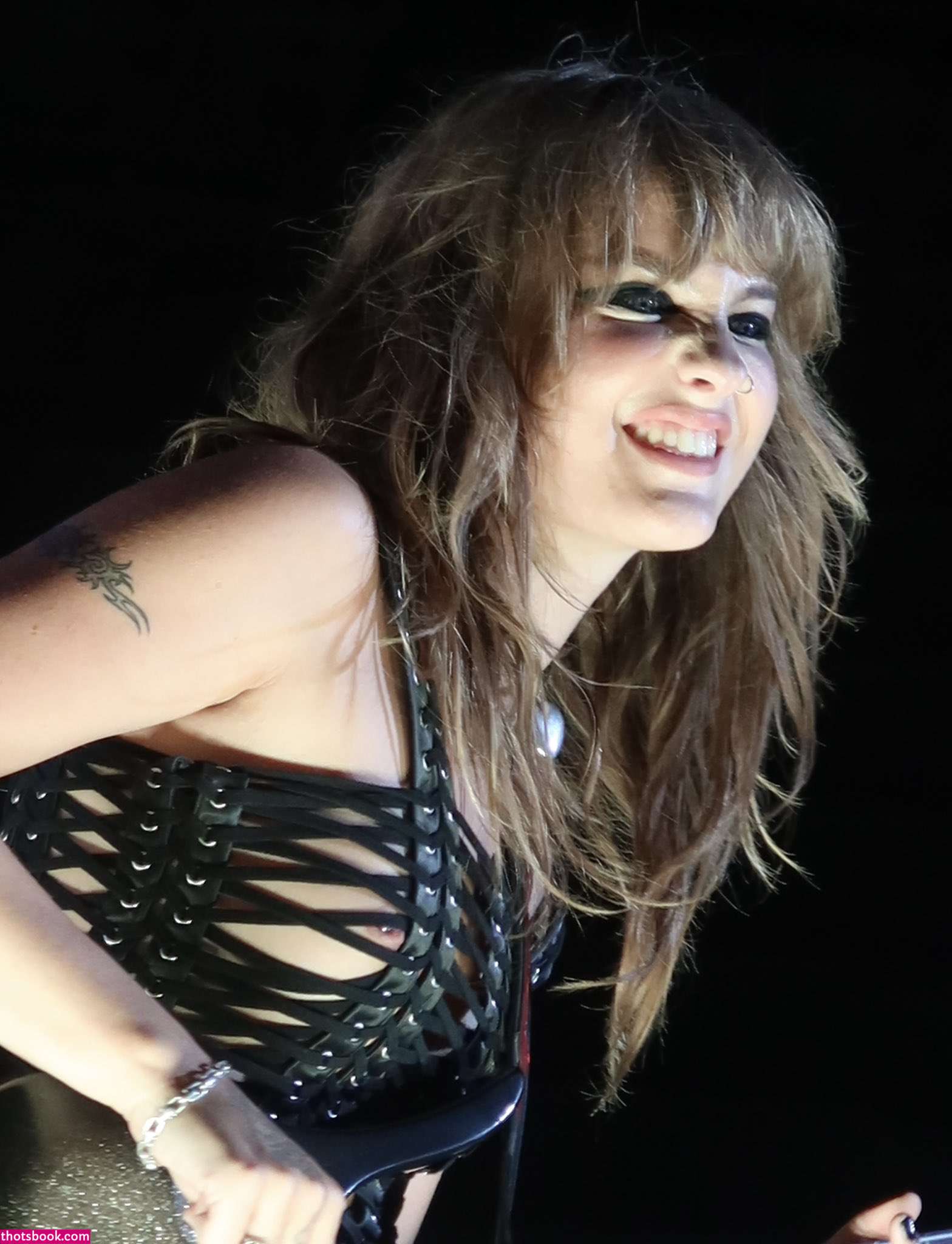 Victoria De Angelis Photo #53