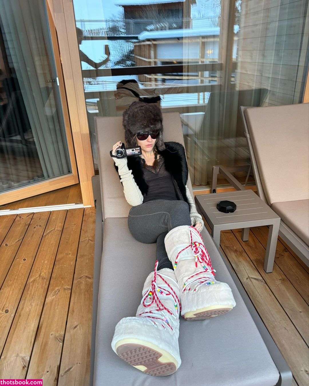 Victoria De Angelis Photo #72