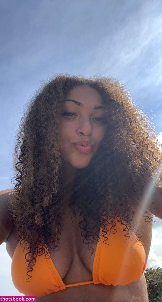 Telina Tingles Photo #9