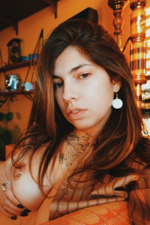 Ava Taylor Photo #14