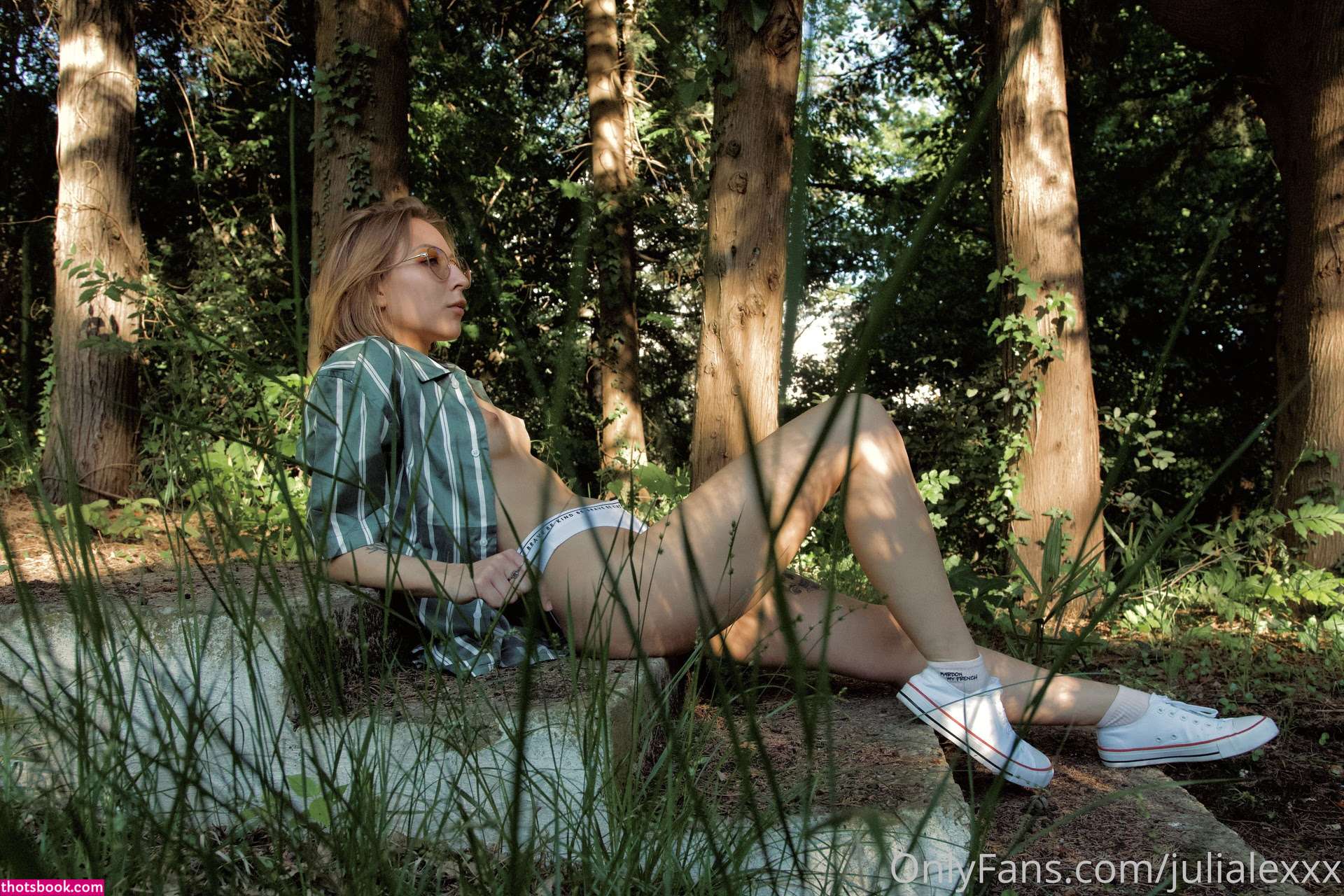 Julie Hielbert Photo #45