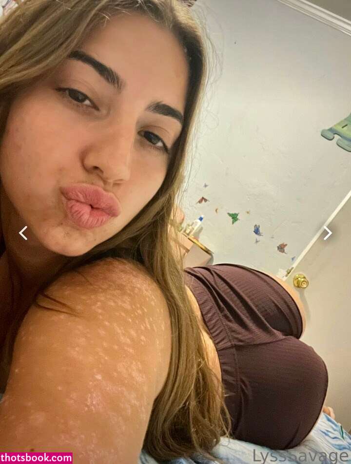 Lyss Savage Photo #14