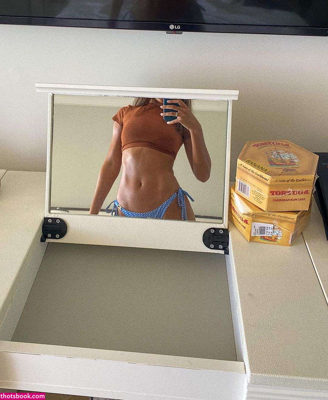 Montana Brown Photo #25