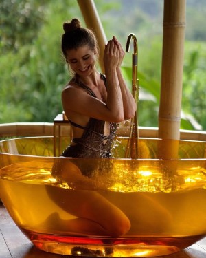 Stella Stegmann Photo #3