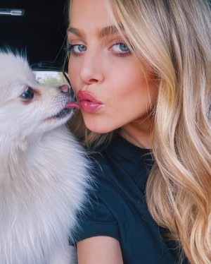 Anne Winters Photo #142