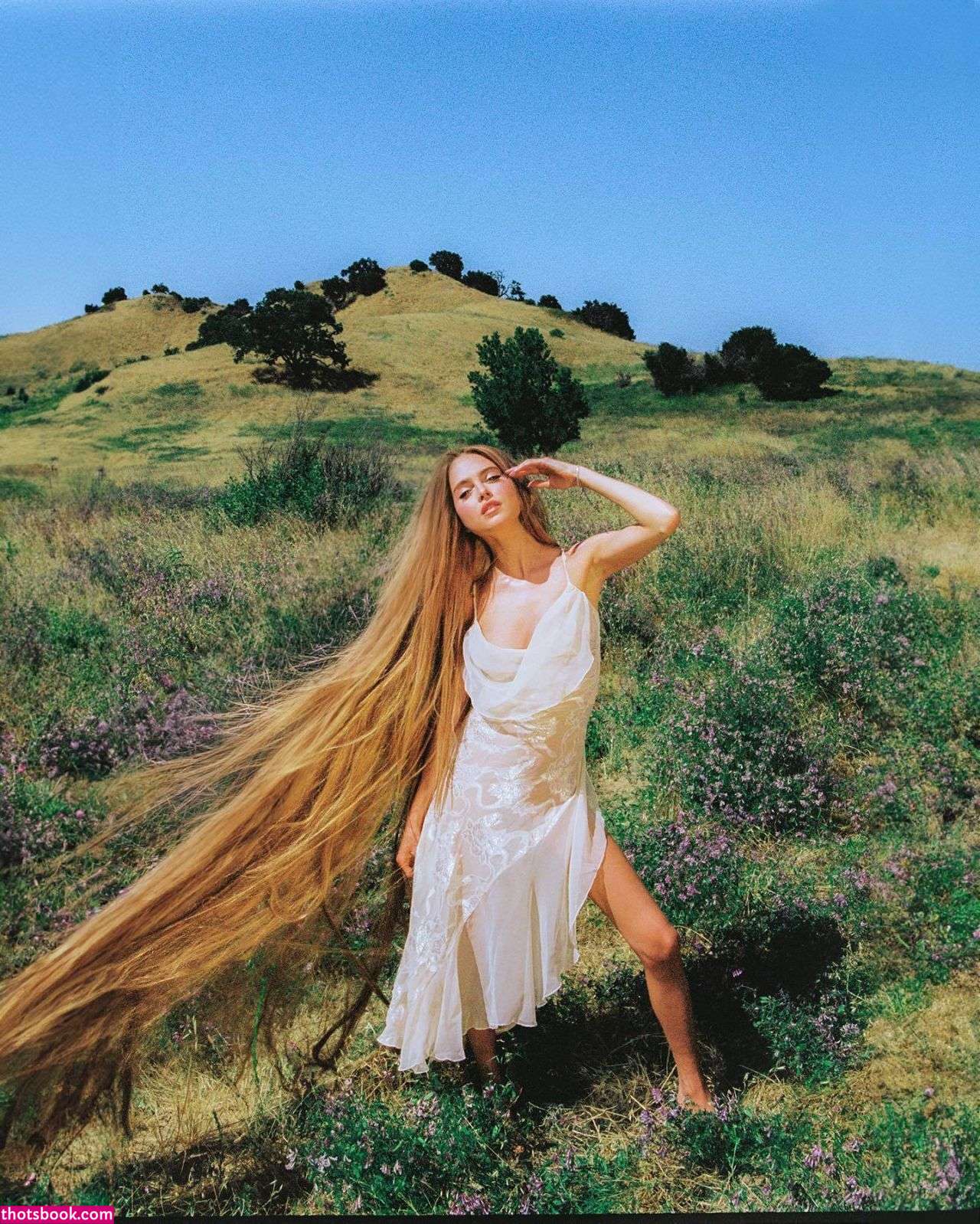 Anne Winters Photo #230