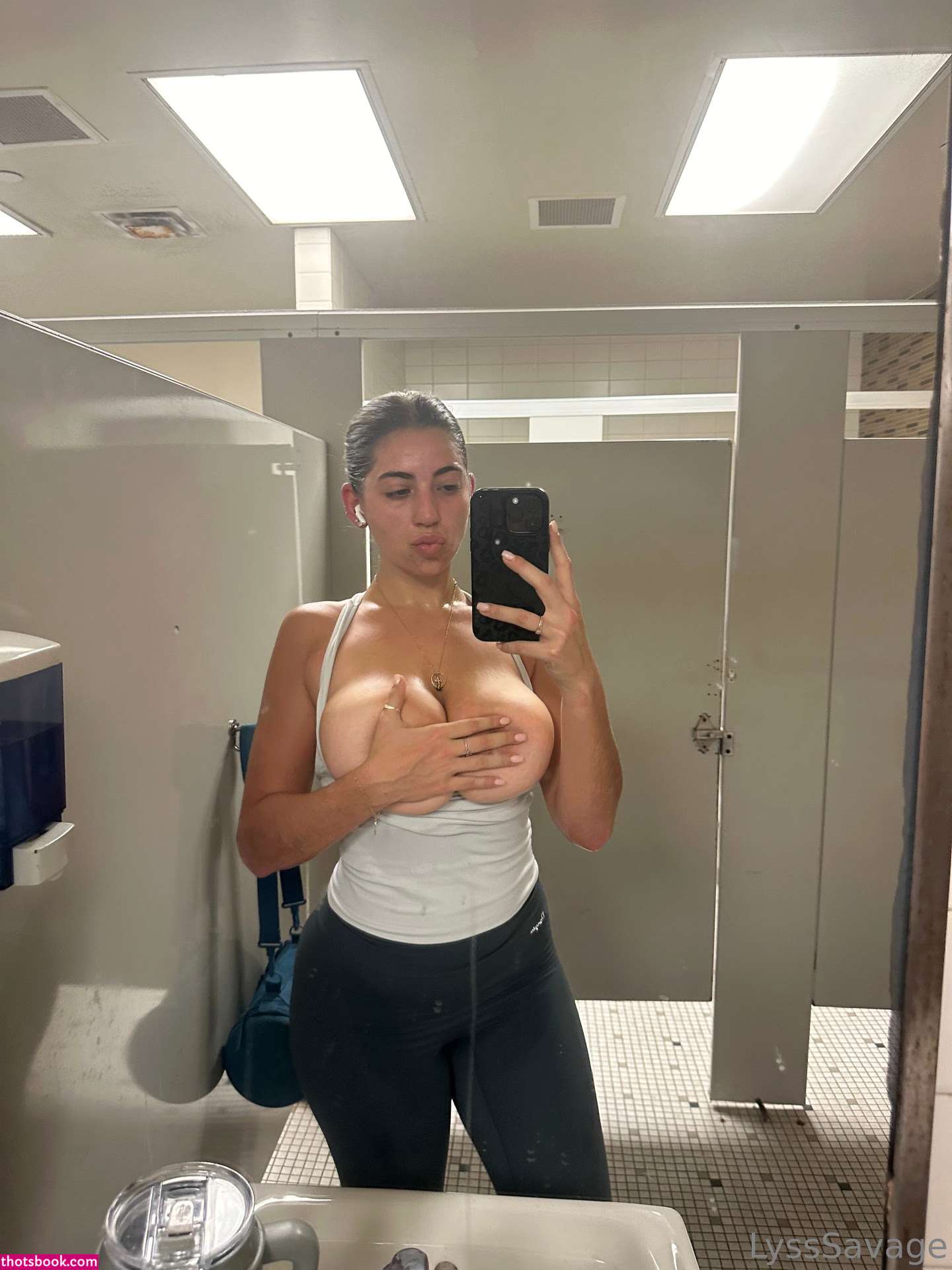 Lyss Savage Photo #50