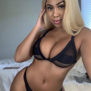 Yasmine Lopez Post #26