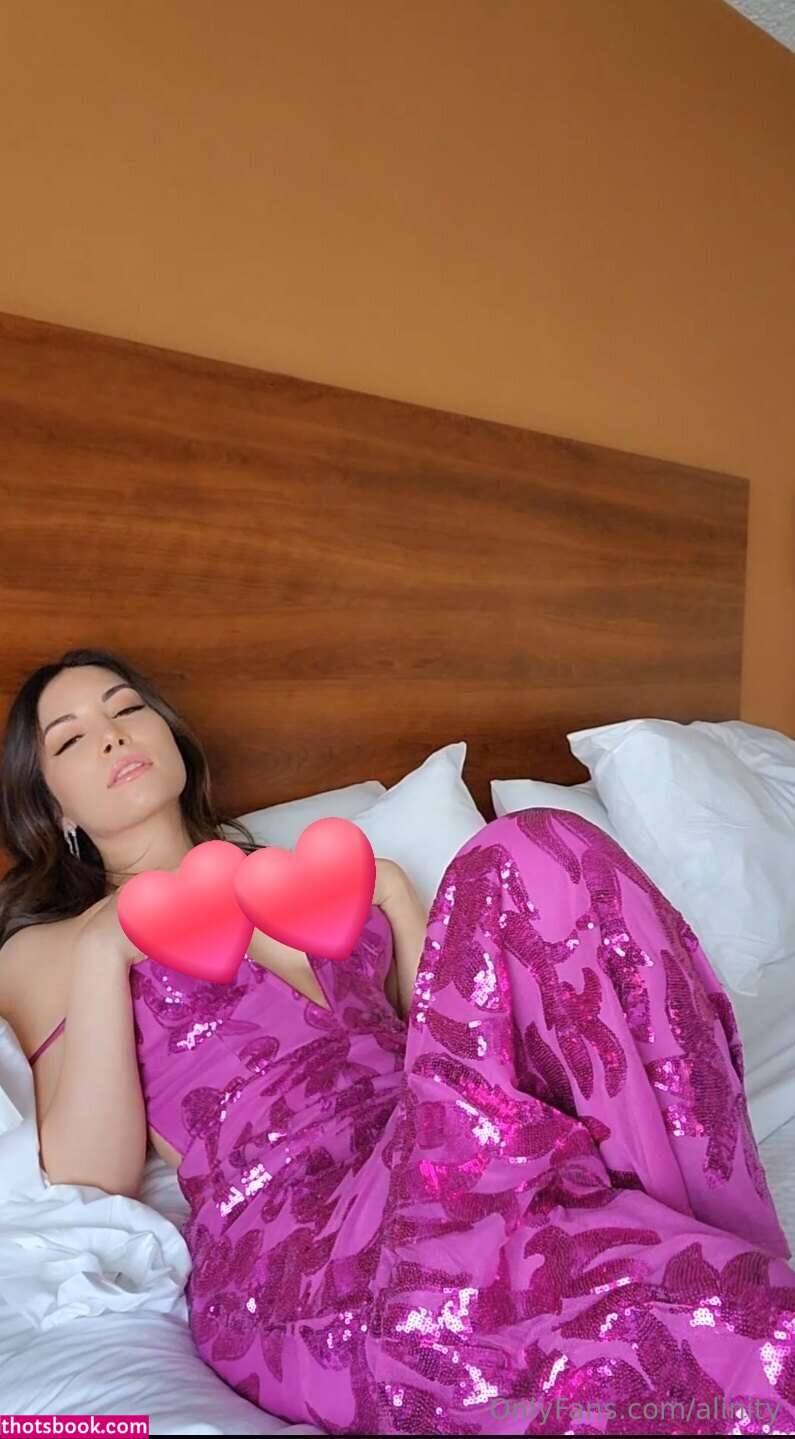 Alinity Photo #992