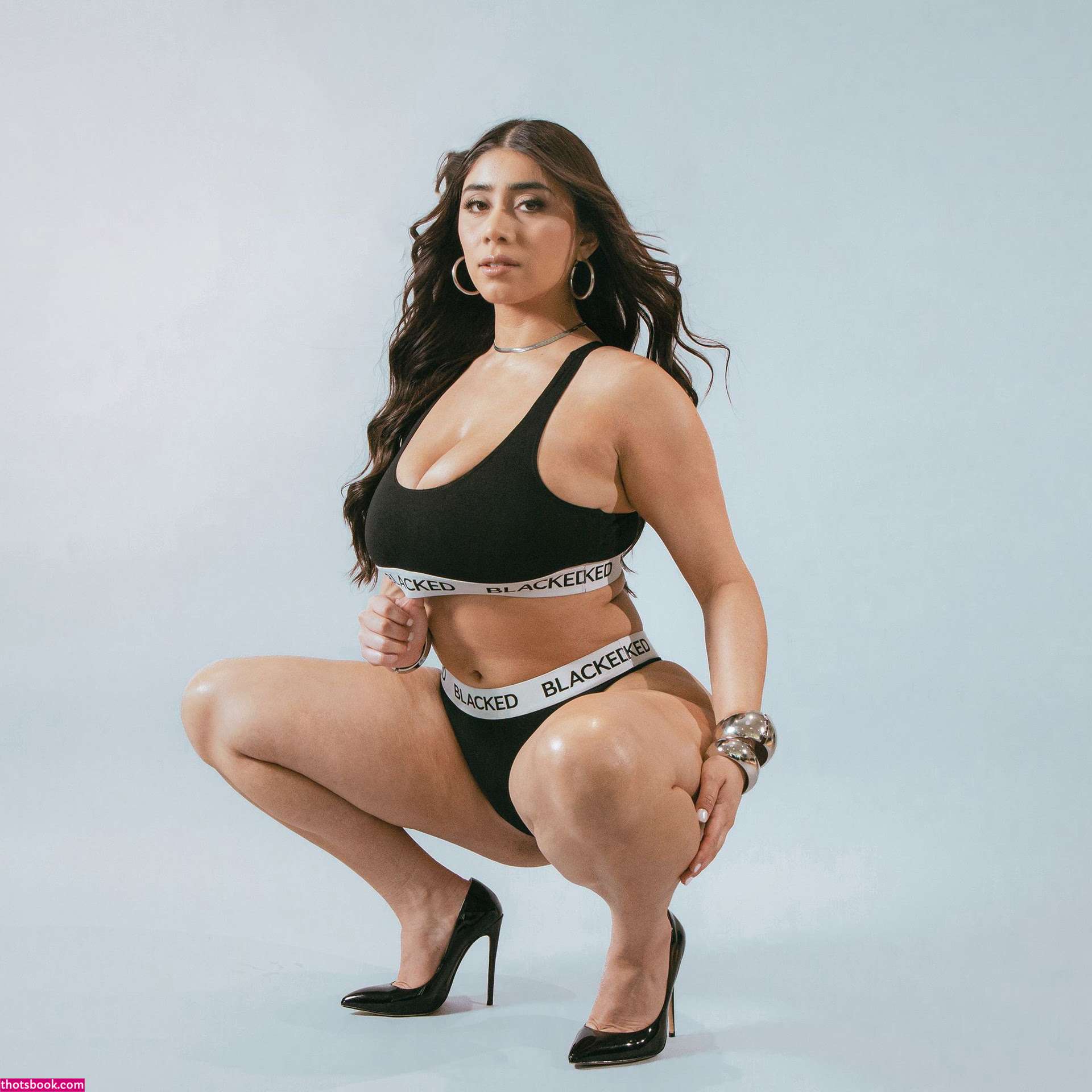 Violet Myers Photo #258