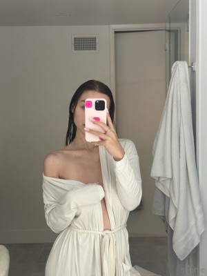 Sophie Mudd Photo #516