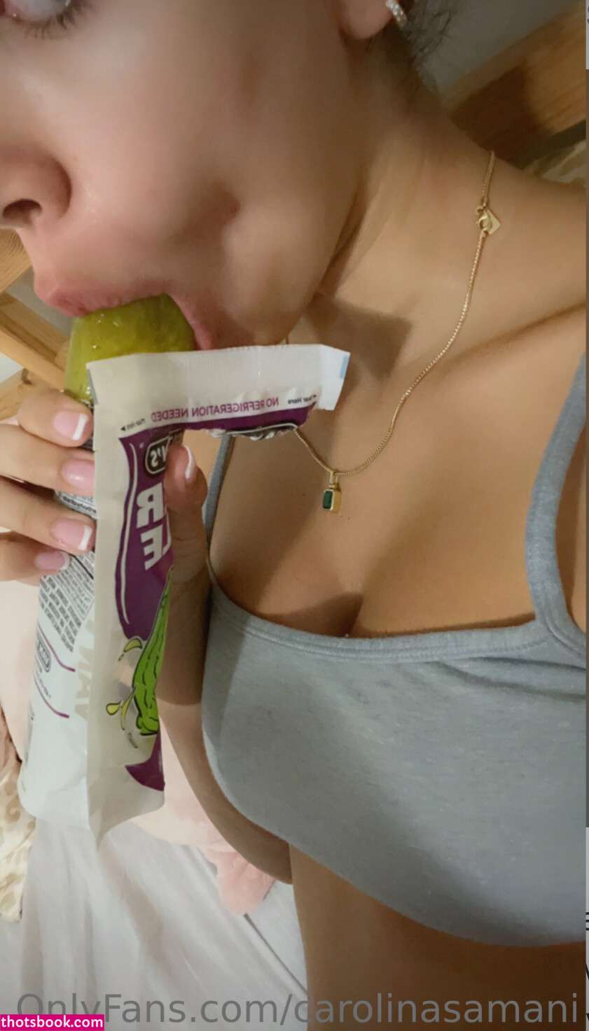 Carolina Samani Photo #273