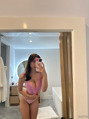 Sophie Mudd Photo #546