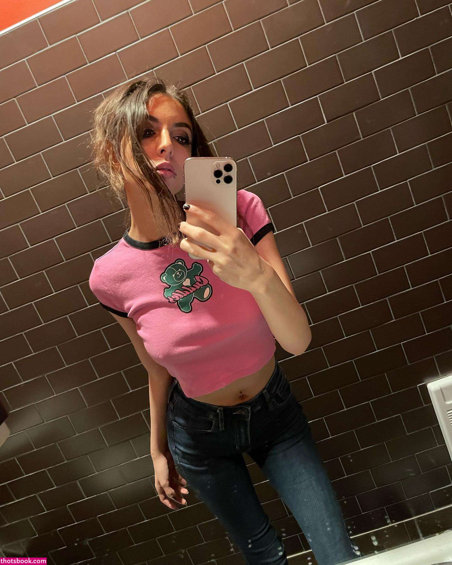 Chloenight Photo #30