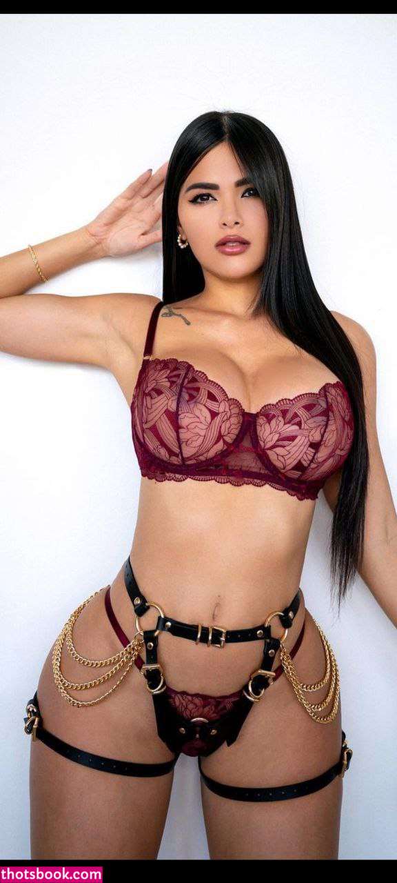 Nicole Dwyer Photo #57