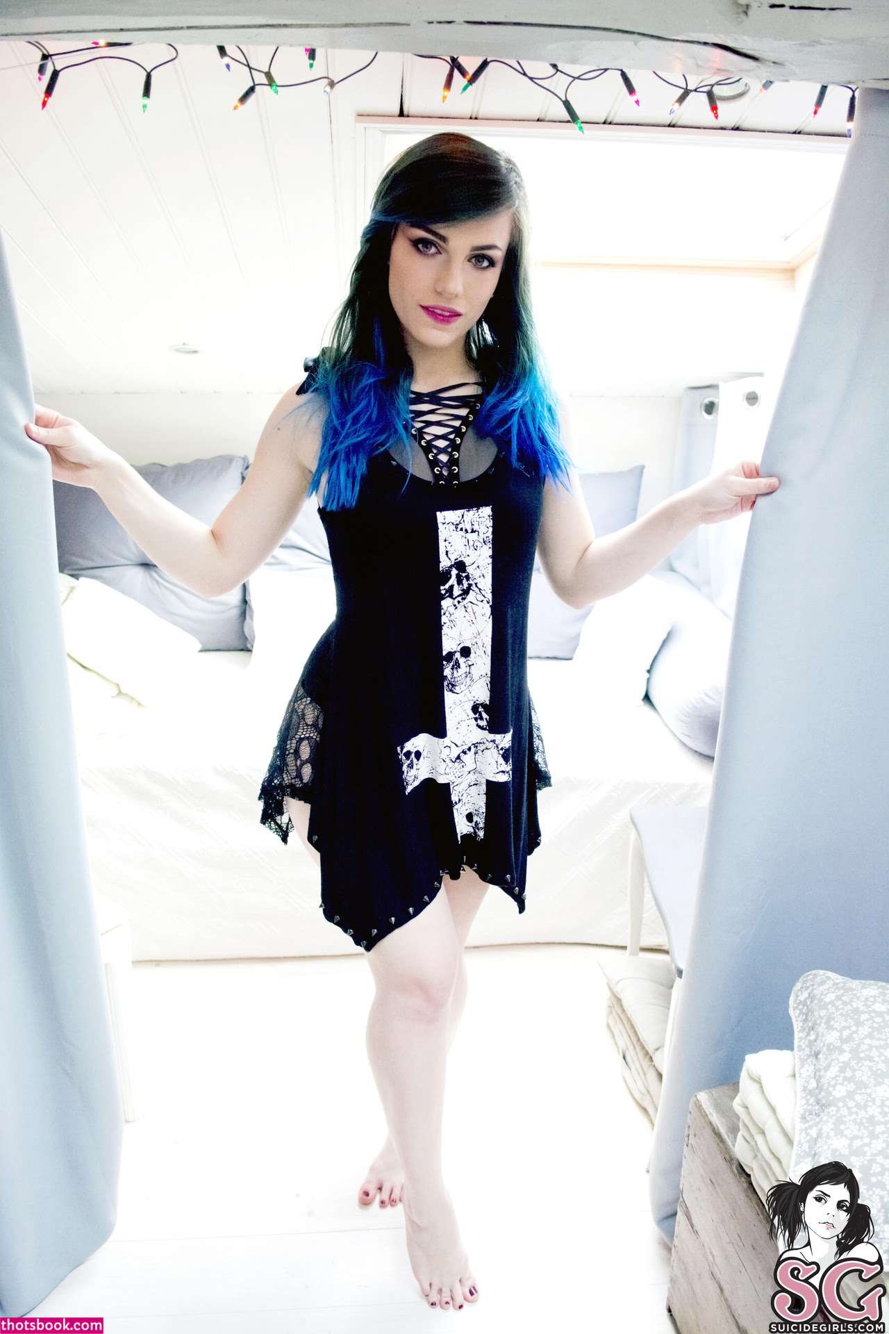 Lovia Suicide Photo #227