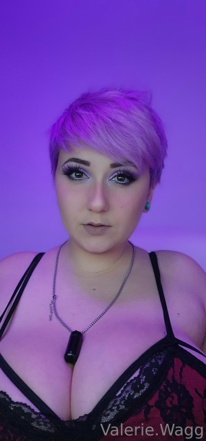 Valerie Wagg Photo #118