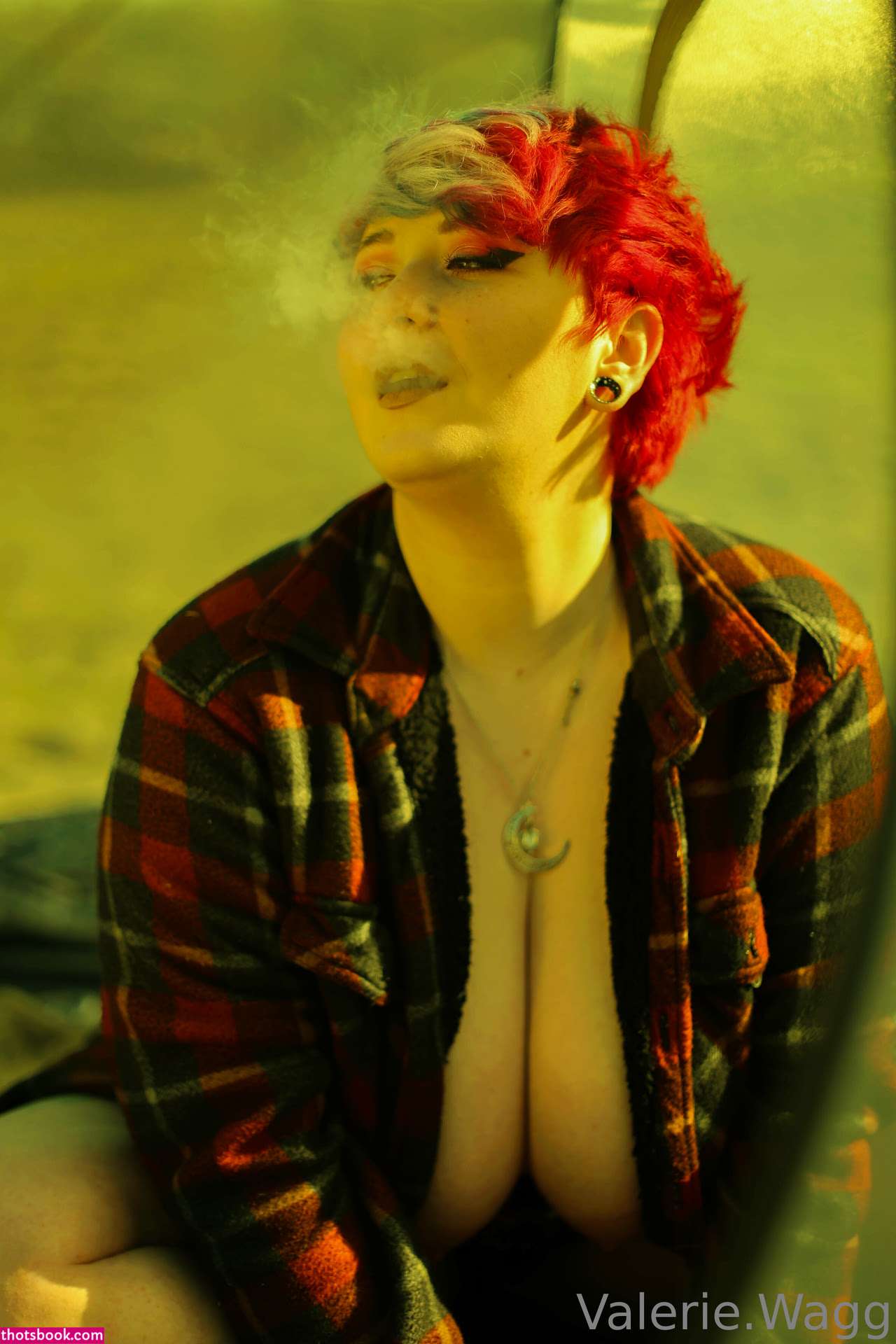 Valerie Wagg Photo #131