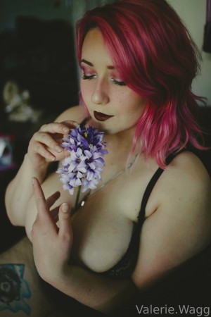 Valerie Wagg Photo #157