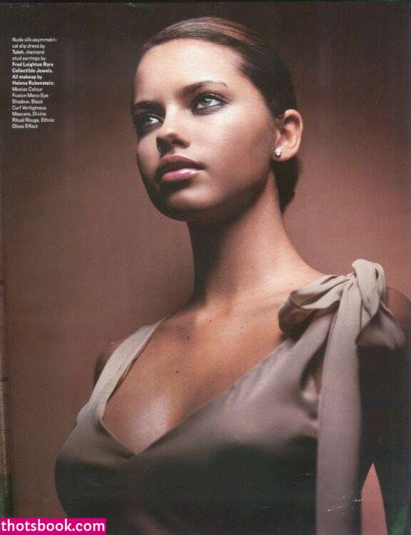 Adriana Lima Photo #88