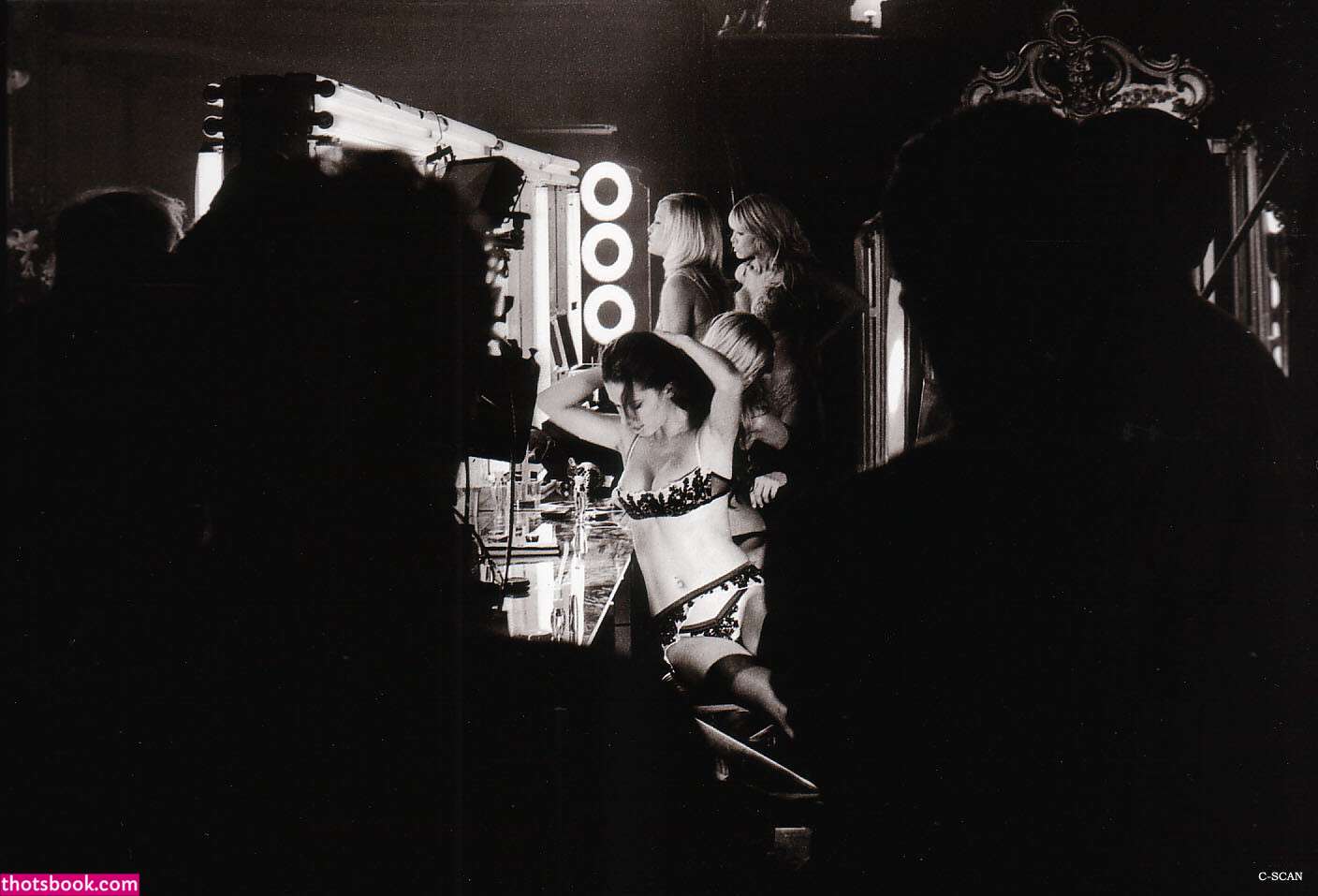 Adriana Lima Photo #98