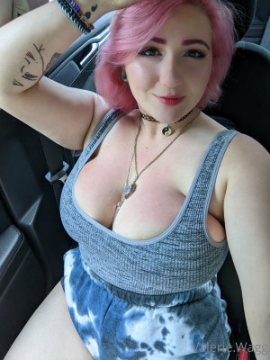 Valerie Wagg Photo #203