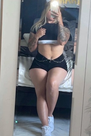 Chelsea Erdman Photo #33