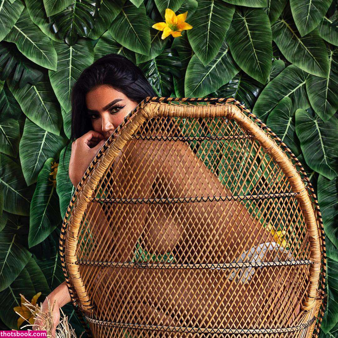 Ivette Saucedo Photo #3