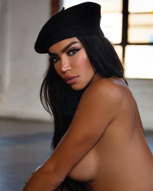 Ivette Saucedo Photo #22