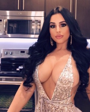 Stephanie Acevedo Photo #33