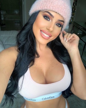 Stephanie Acevedo Photo #41