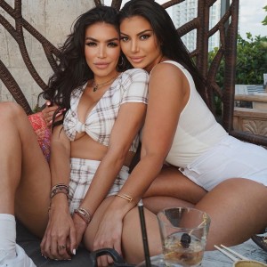 La Reina Shaw Photo #45