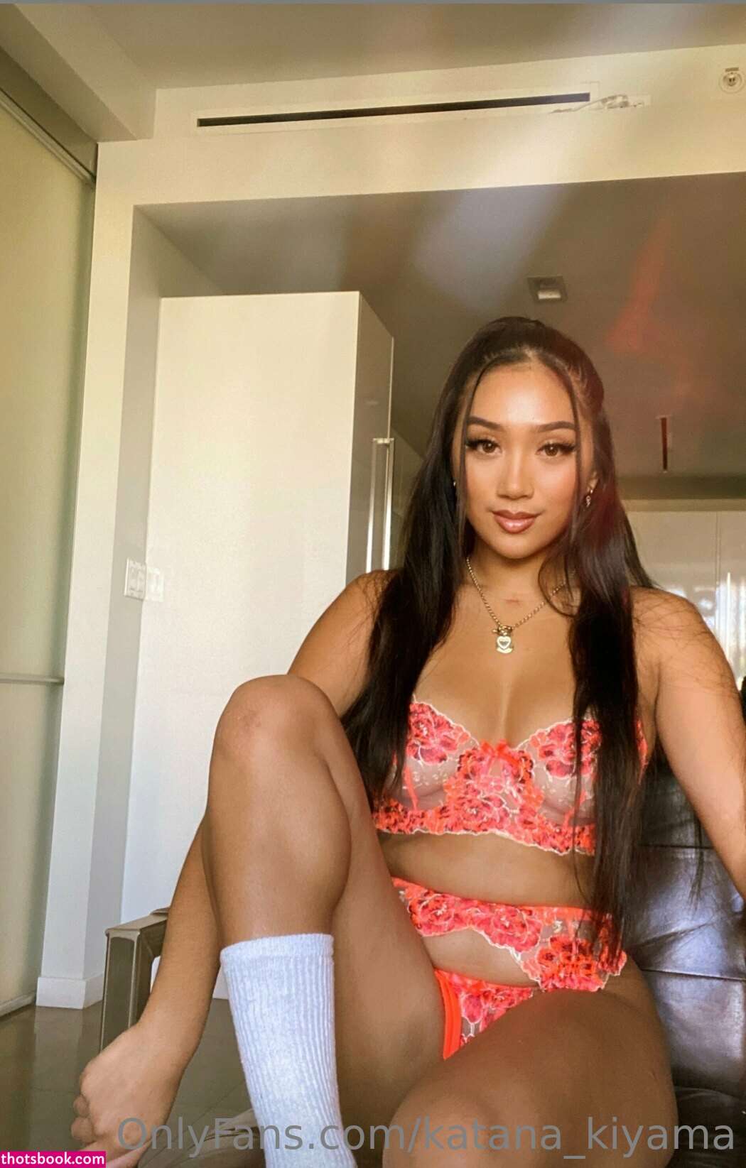 Katana Kiyama Photo #3