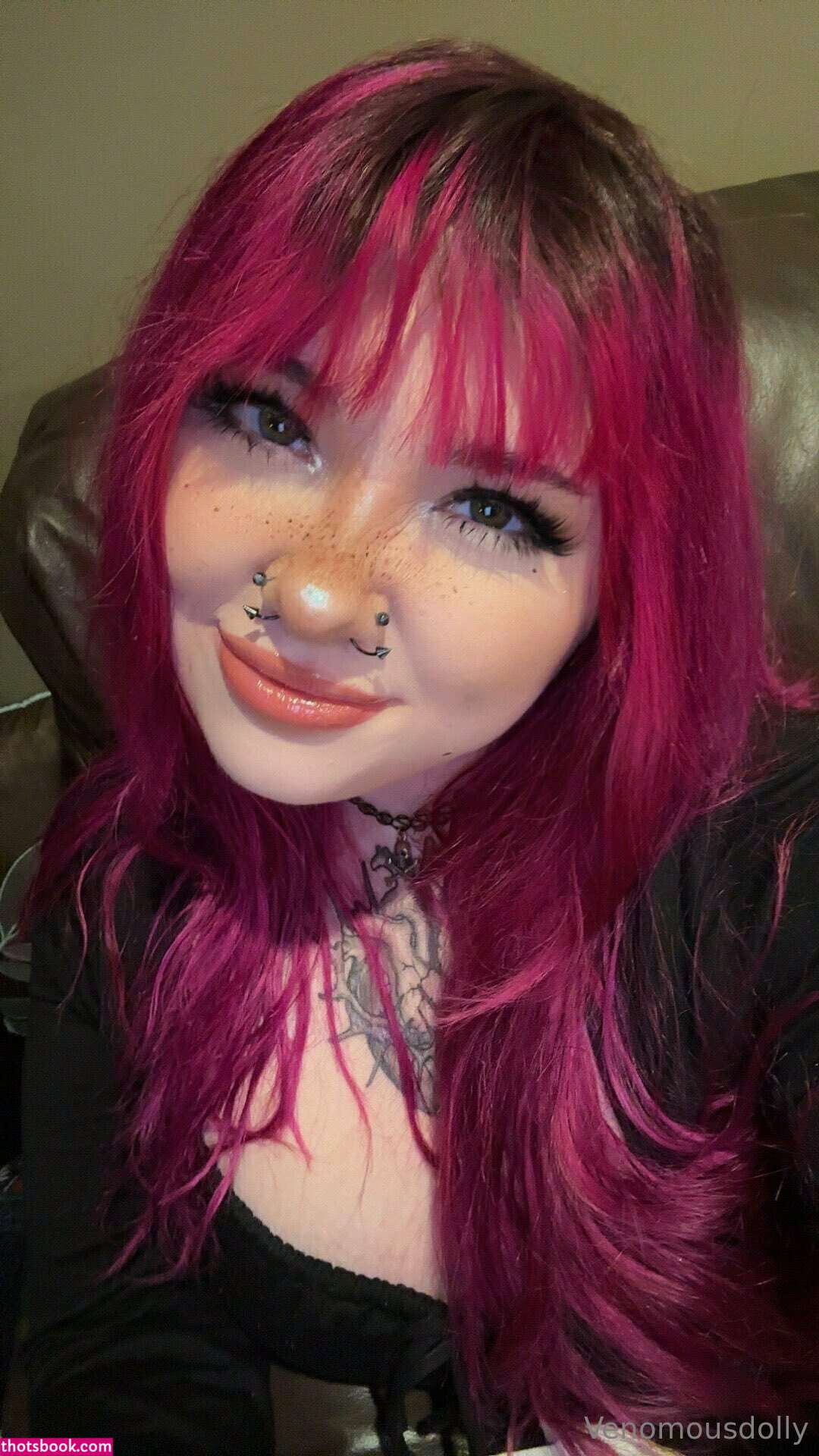 Venomous Dolly Photo #268