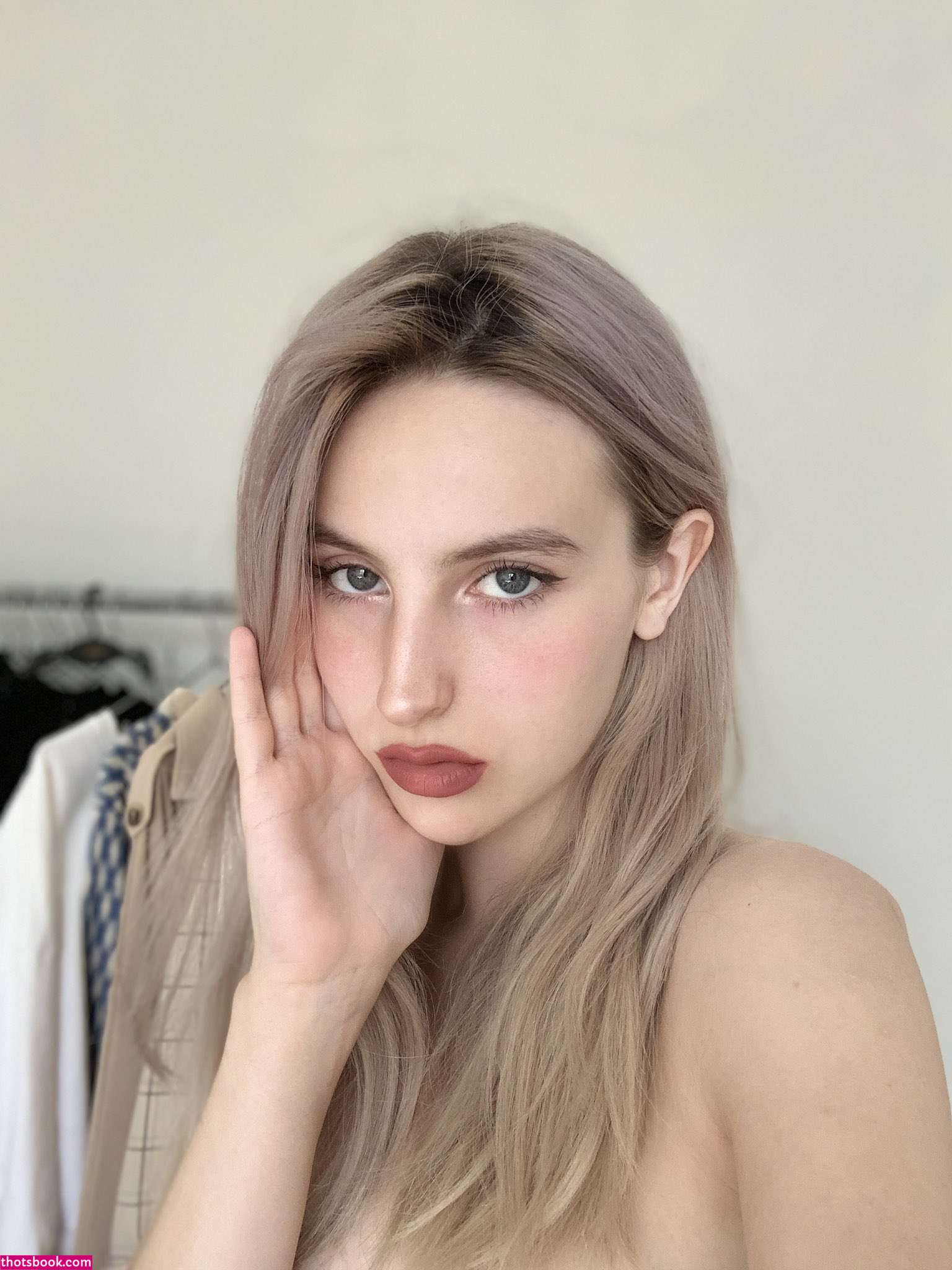 Anny Walker Photo #12