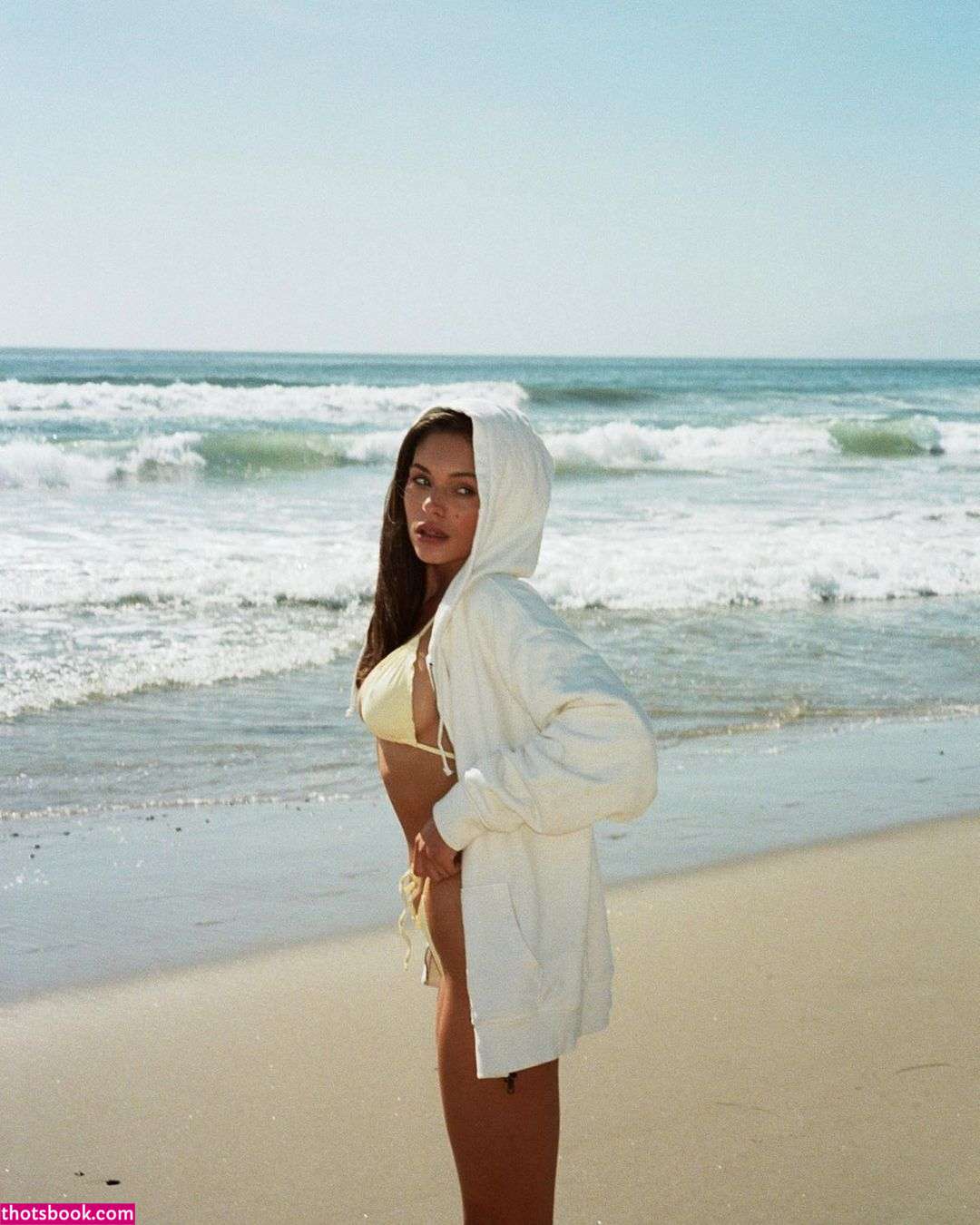 Alyssa Lynch Photo #2