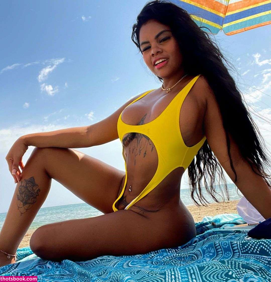 Rihanna Miller Photo #3